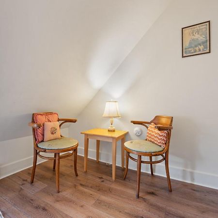 Brook Farm Inn Ленъкс Екстериор снимка